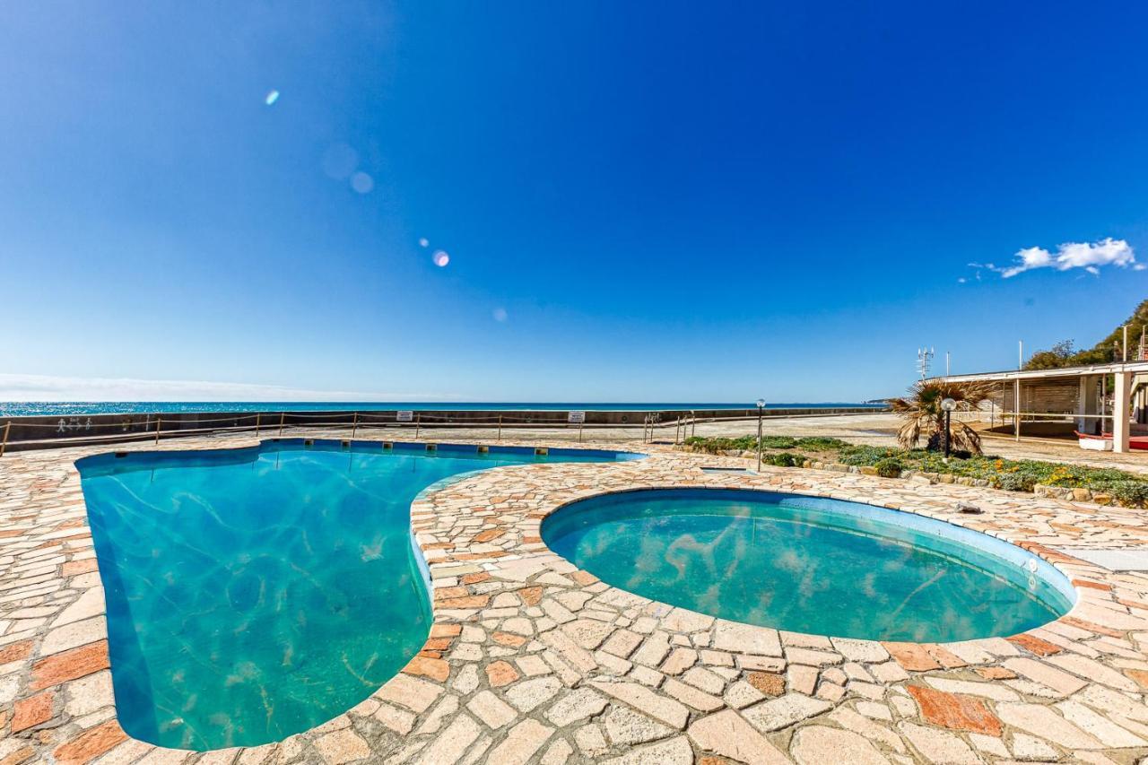 Apartmán Casaviva - Grazioso Bilocale Sul Mare A Ospedaletti Exteriér fotografie